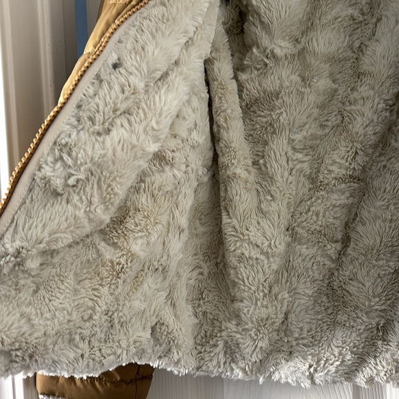 The North Face Coat - Picture 5 of 10